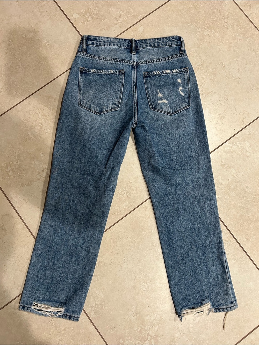 Altar'd State Blue Distressed Straight-Leg Women’s Jeans - Picture 3 of 9